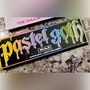 Pastelgoth Eyeshadow Palette